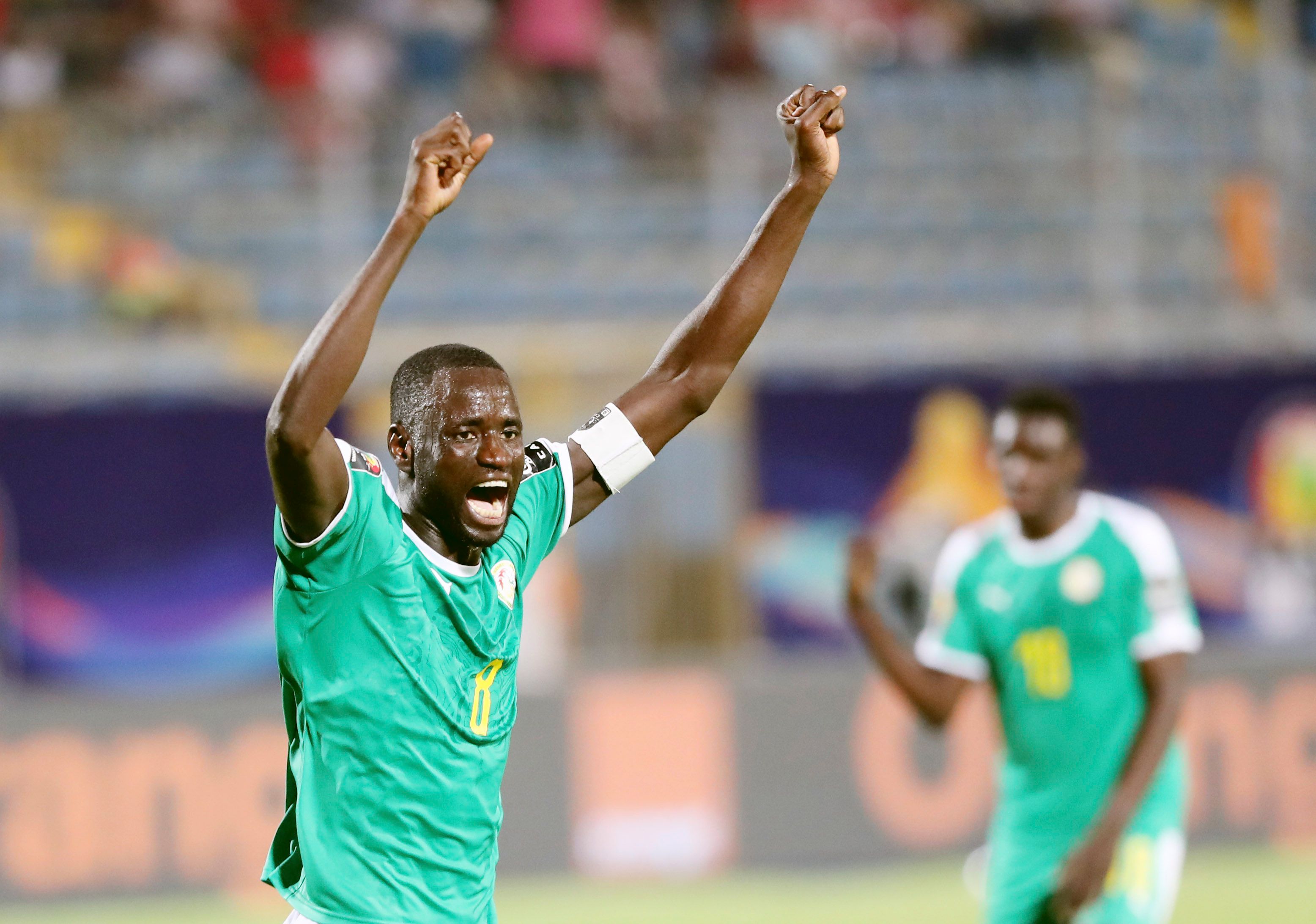 波神&杰伦·约翰逊半场联手31分，得分超全队一半