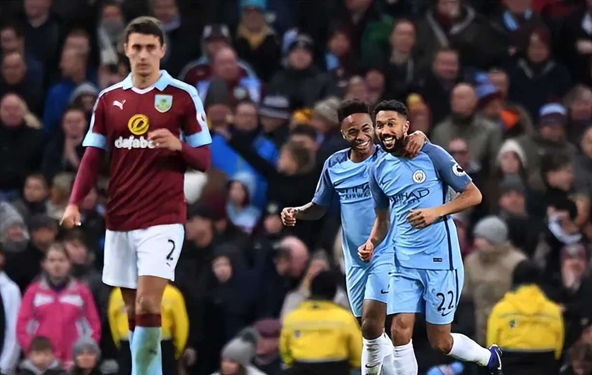 看看这些孩子踢球有没有西班牙味。 留洋联队VS萨瓦德尔友谊赛