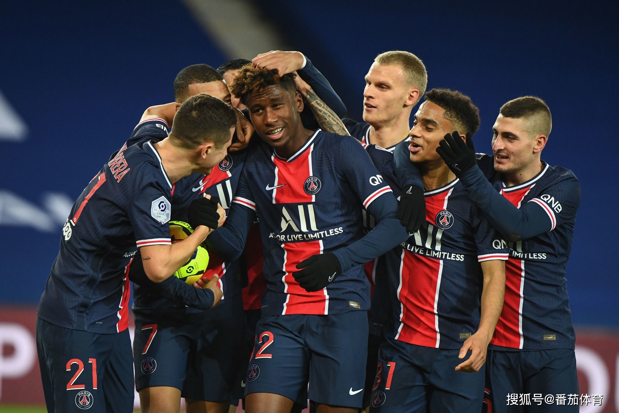 非洲杯战报：图雷失点，达卡补时绝平，马里1-1赞比亚（非洲杯：图雷失点，达卡读秒扳平，马里1-1战平赞比亚）