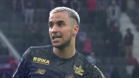 狮吼官方：因脑震荡协议，克莱因无缘出战麦克阿瑟（狮吼通报：遵循脑震荡程序，克莱因缺席对阵麦克阿瑟之战）