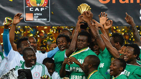 本田圭佑：日本国家队水平越来越高，世界杯夺冠概率也越来越大（本田圭佑：日本队实力持续提升，夺得世界杯的可能性与日俱增）