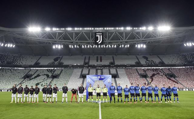 那个拥抱是整场最温暖的画面